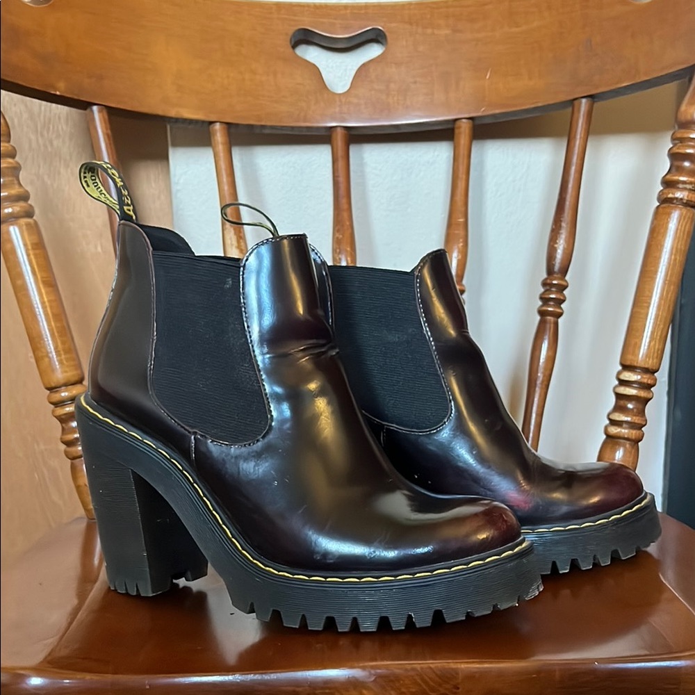 Dark Cherry Leather Platform Chelsea Boots - Doc Martens, size 7.5-8